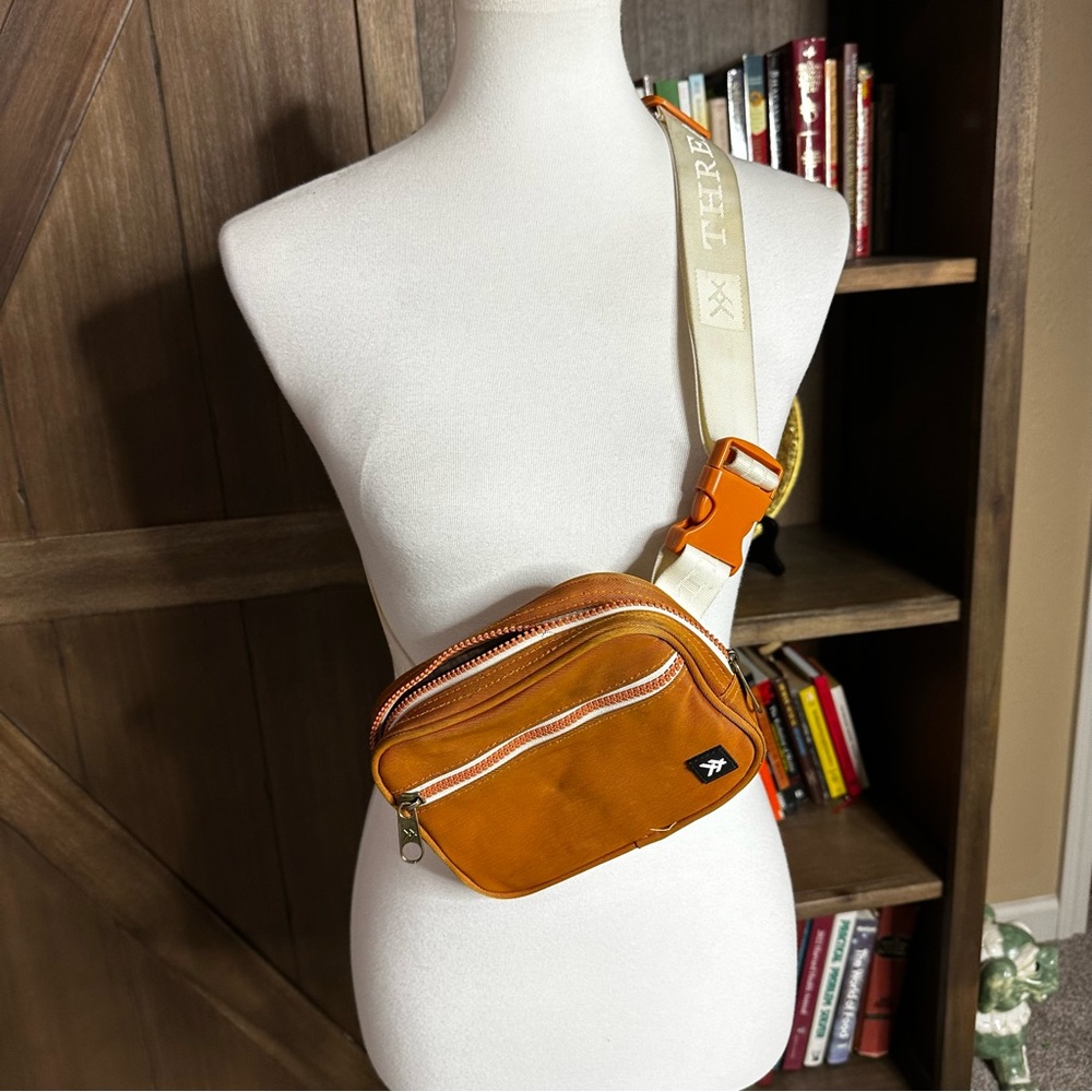 Burnt Orange Crossbody Bag 🚌